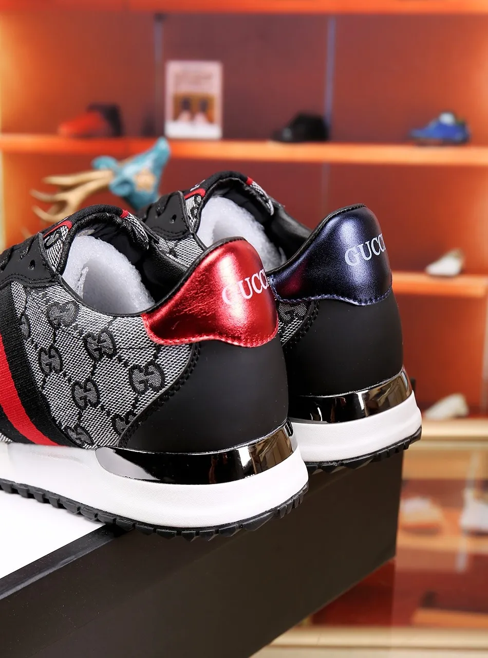 Factory price: 400💰"GUCCI"⚠️⚠️Top purchasing agent🔍🔍Sold simultaneously at men's HK counters. Sole: The original sole is specially provided by the original factory. The exclusive movable molded sole is super comfortable. The original factory follows the order. 🔍🔍High quality. 💪Details determine the quality. We only make shoes with our heart. You can enter and leave the counter at will. You are welcome to compare. Two colors are available. Size: 38-44, customized 45